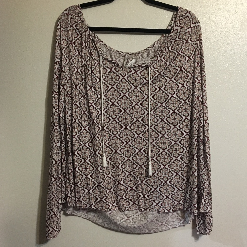 Aeropostale long sleeve peasant top